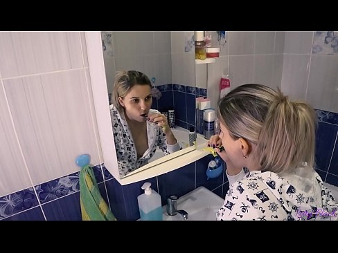 ❤️ פריצה עם צעירים בפיג'מה מסתיימים אוראלי בהצטיינות בתחת - לי שחור ❌ פורנו אנאלי אצלנו ﹏